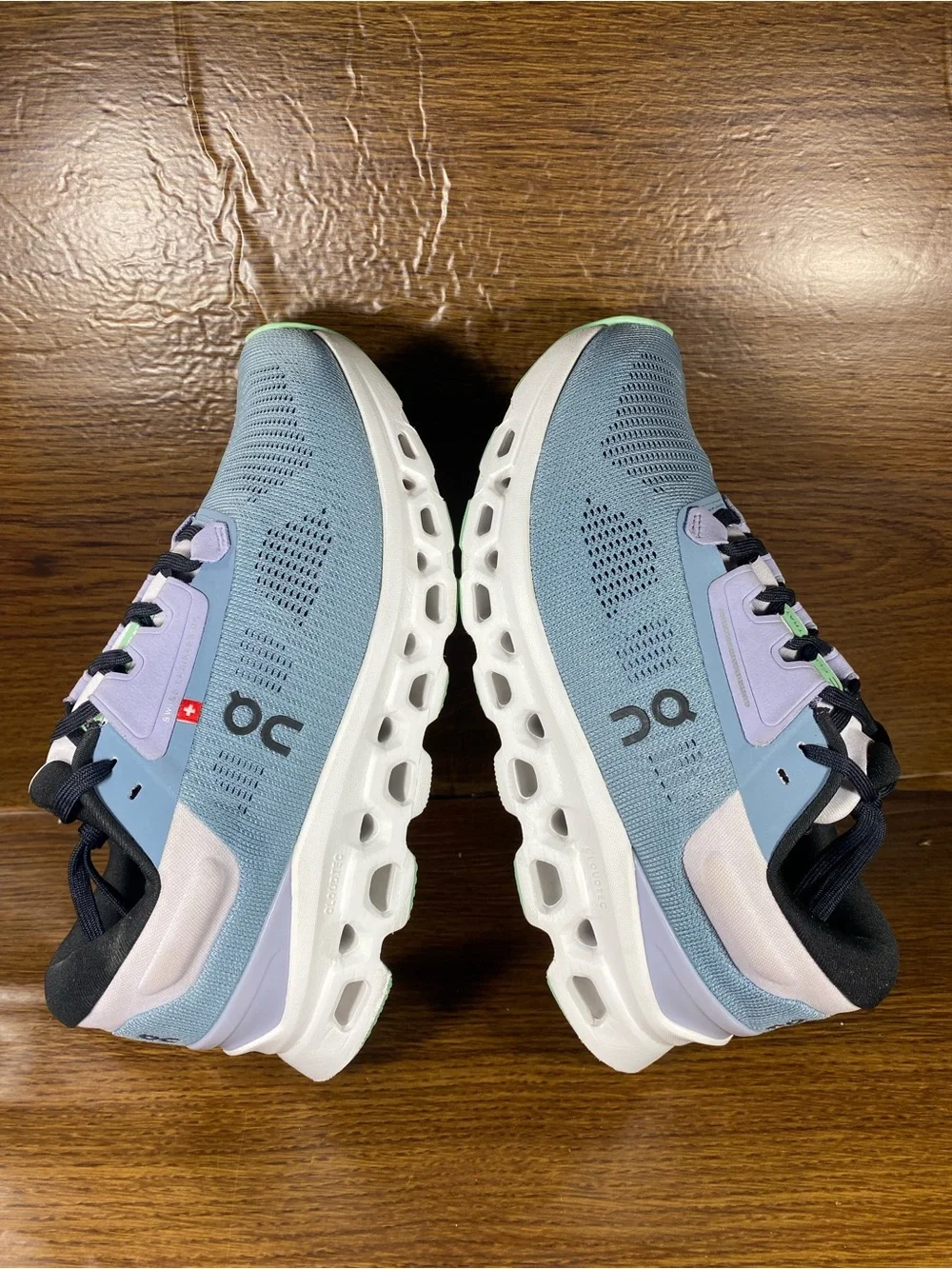 On Cloudstratus women’s shoe size 6.5